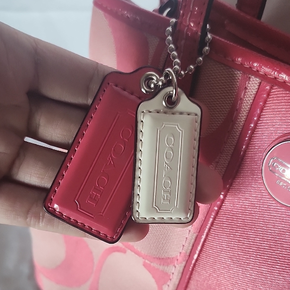vintage Coach Pink Signature Shoulder Bag - Picture 3 of 5